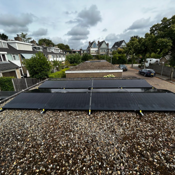 J.J.C. All-in-One 10 kW met zonnepanelen en laadpunt in Oegstgeest — foto 4